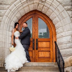 Stunning Maggie Sottero Wedding Gown